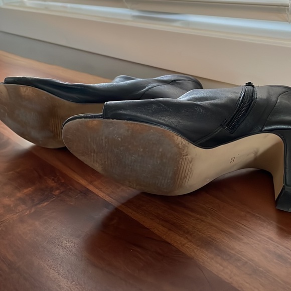 Open-toed leather booties. Used, good condition. - Picture 4 of 4